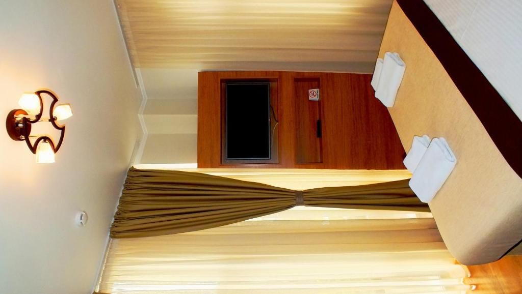 Отель Leon Boutique Hotel Сухум