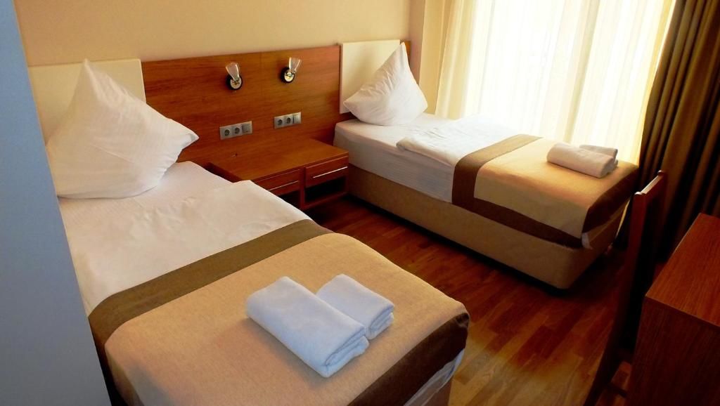 Отель Leon Boutique Hotel Сухум