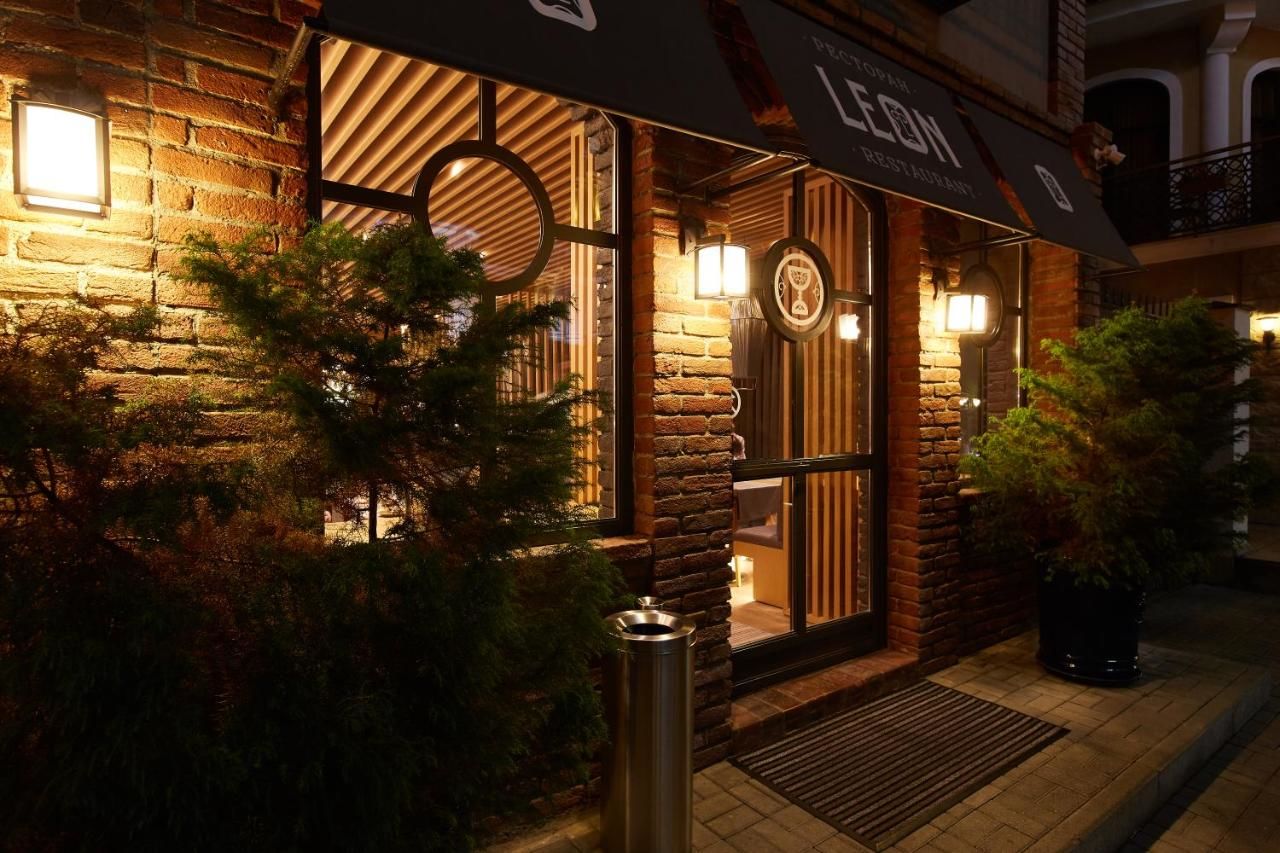 Отель Leon Boutique Hotel Сухум-12