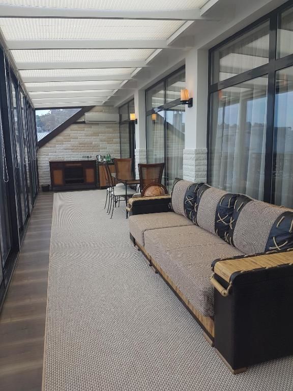 Отель Leon Boutique Hotel Сухум